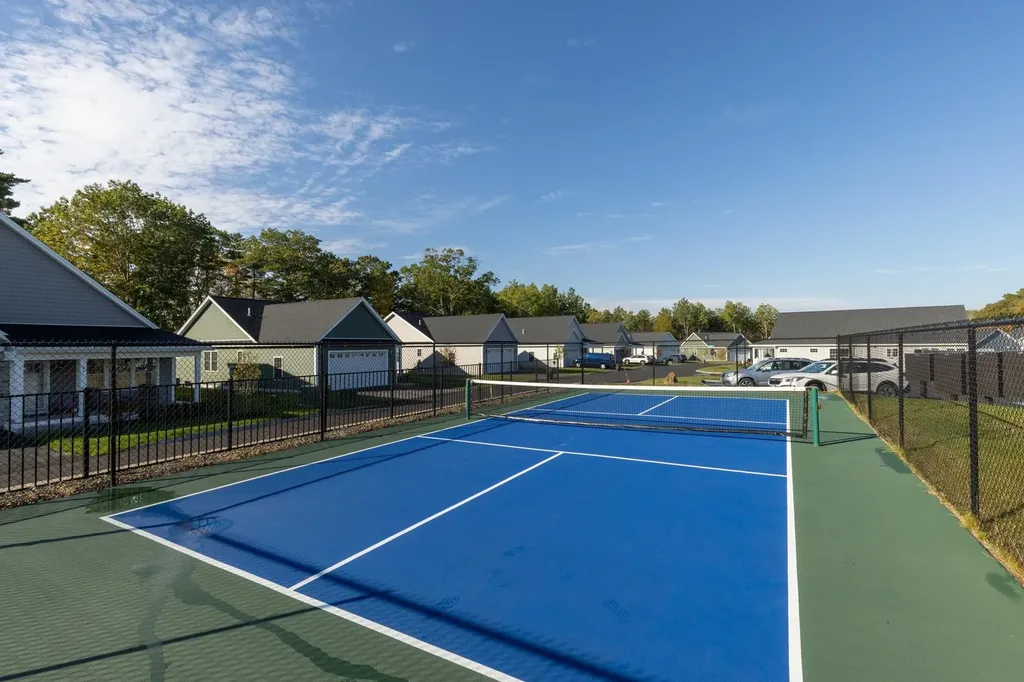 27 Mulberry Lane Epping NH 03042