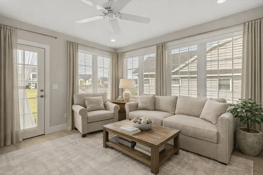 27 Mulberry Lane Epping NH 03042