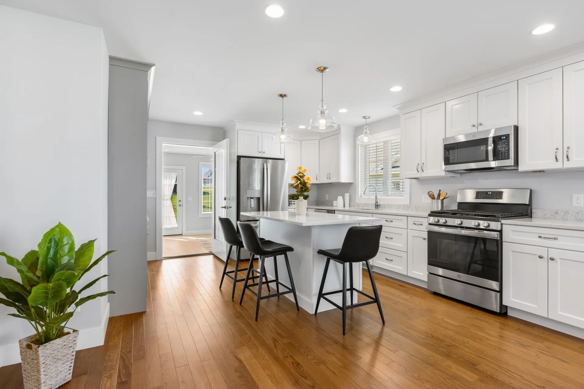 27 Mulberry Lane Epping NH 03042