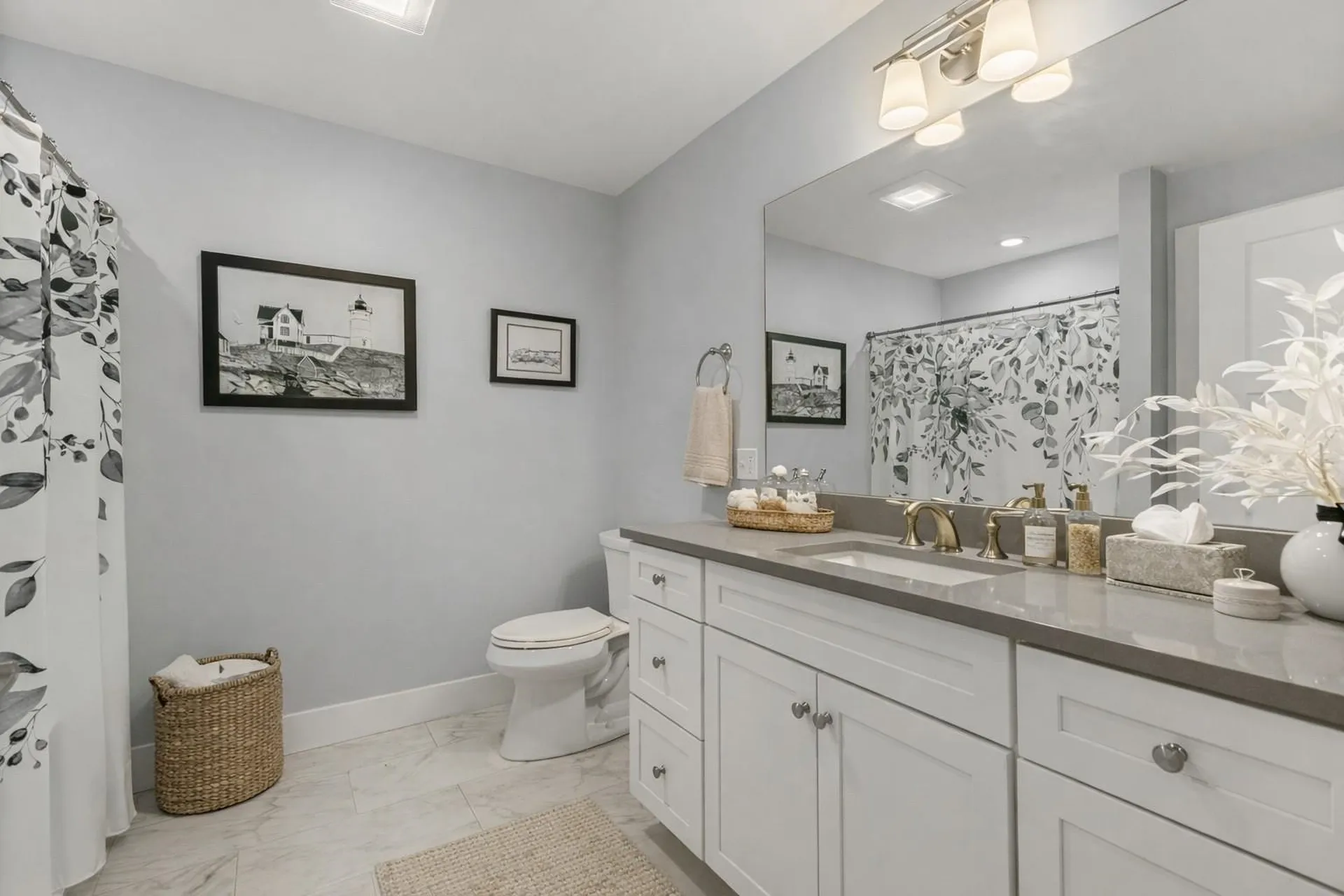 27 Mulberry Lane Epping NH 03042