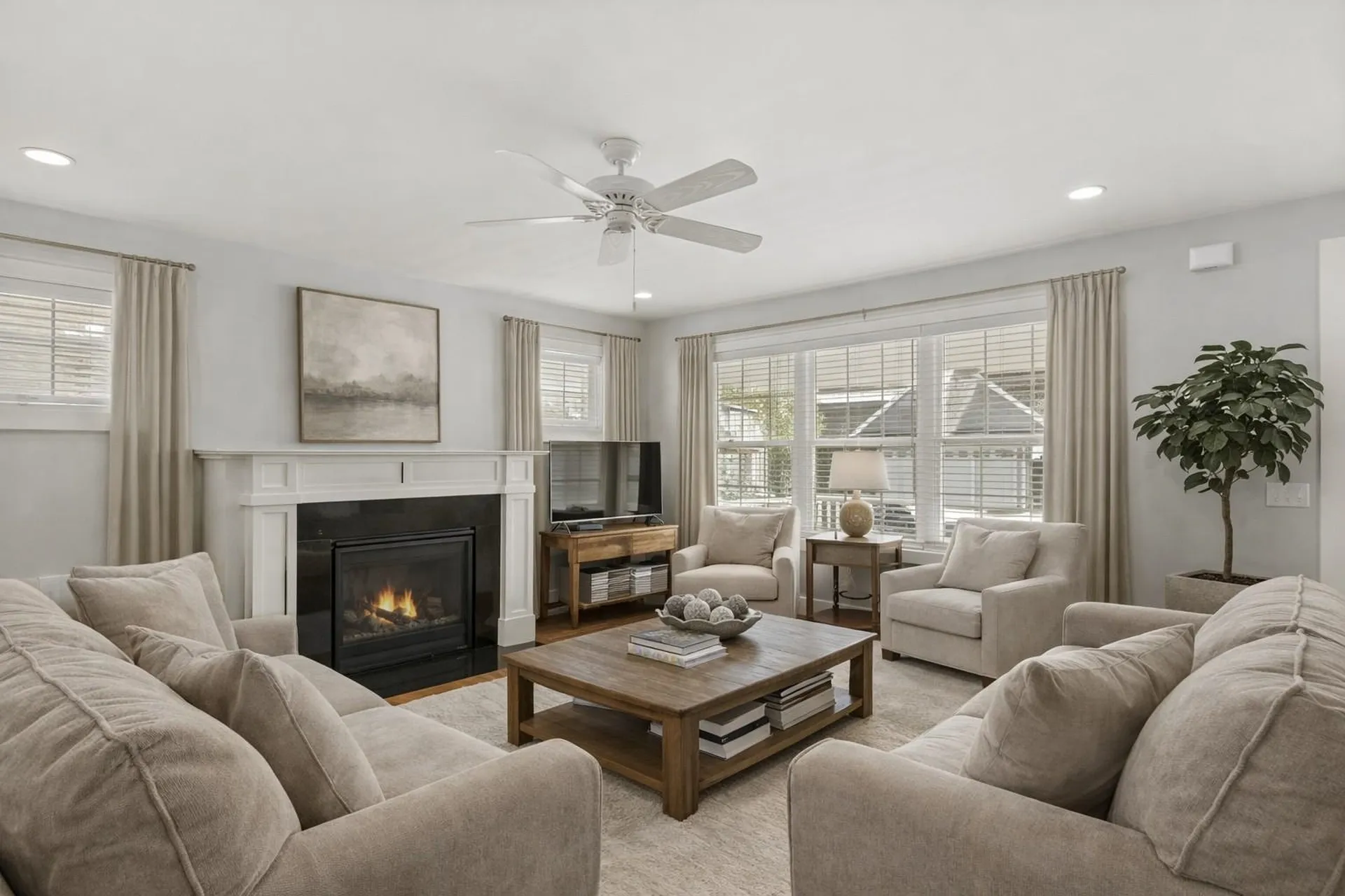 27 Mulberry Lane Epping NH 03042