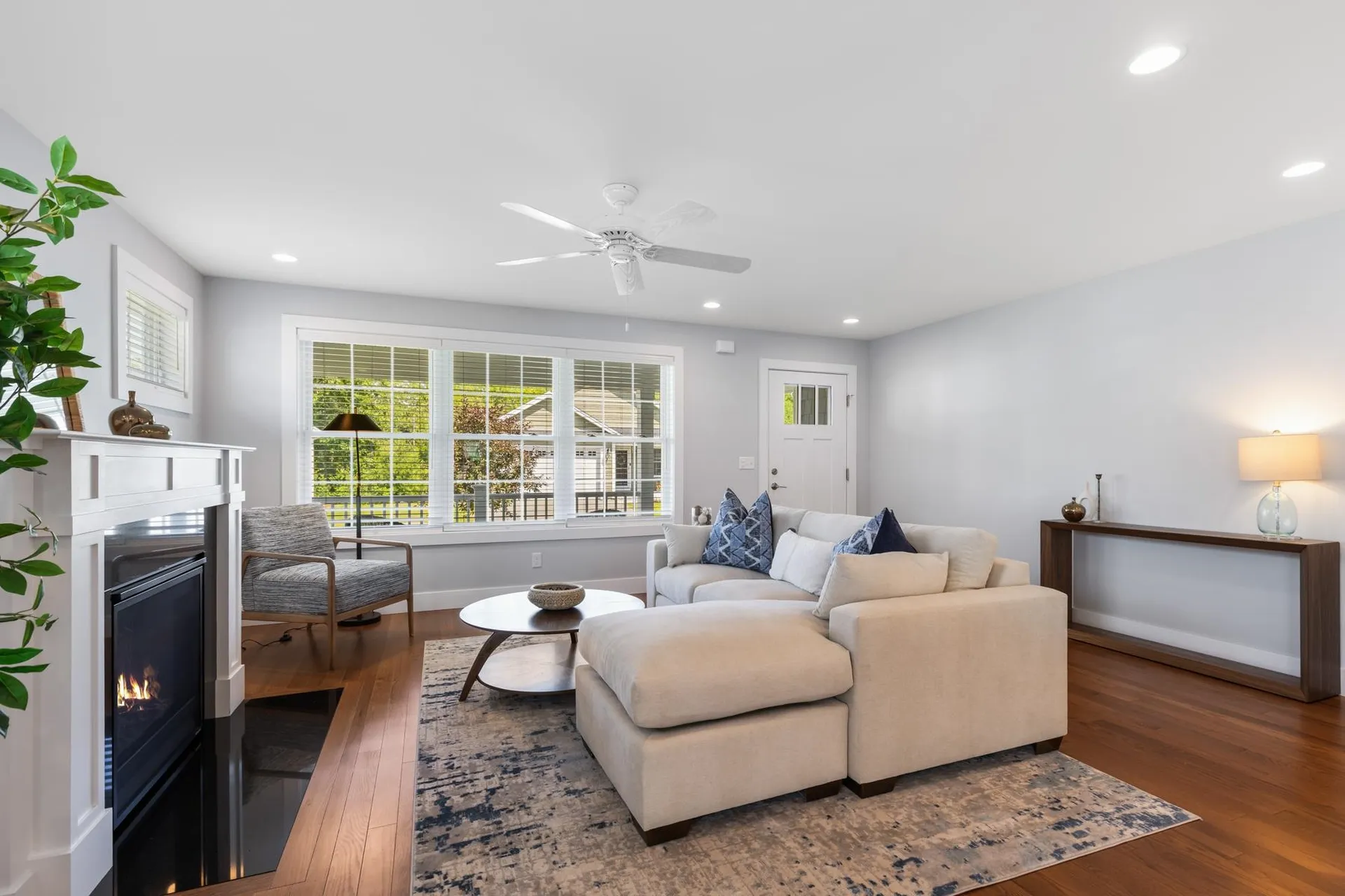 27 Mulberry Lane Epping NH 03042
