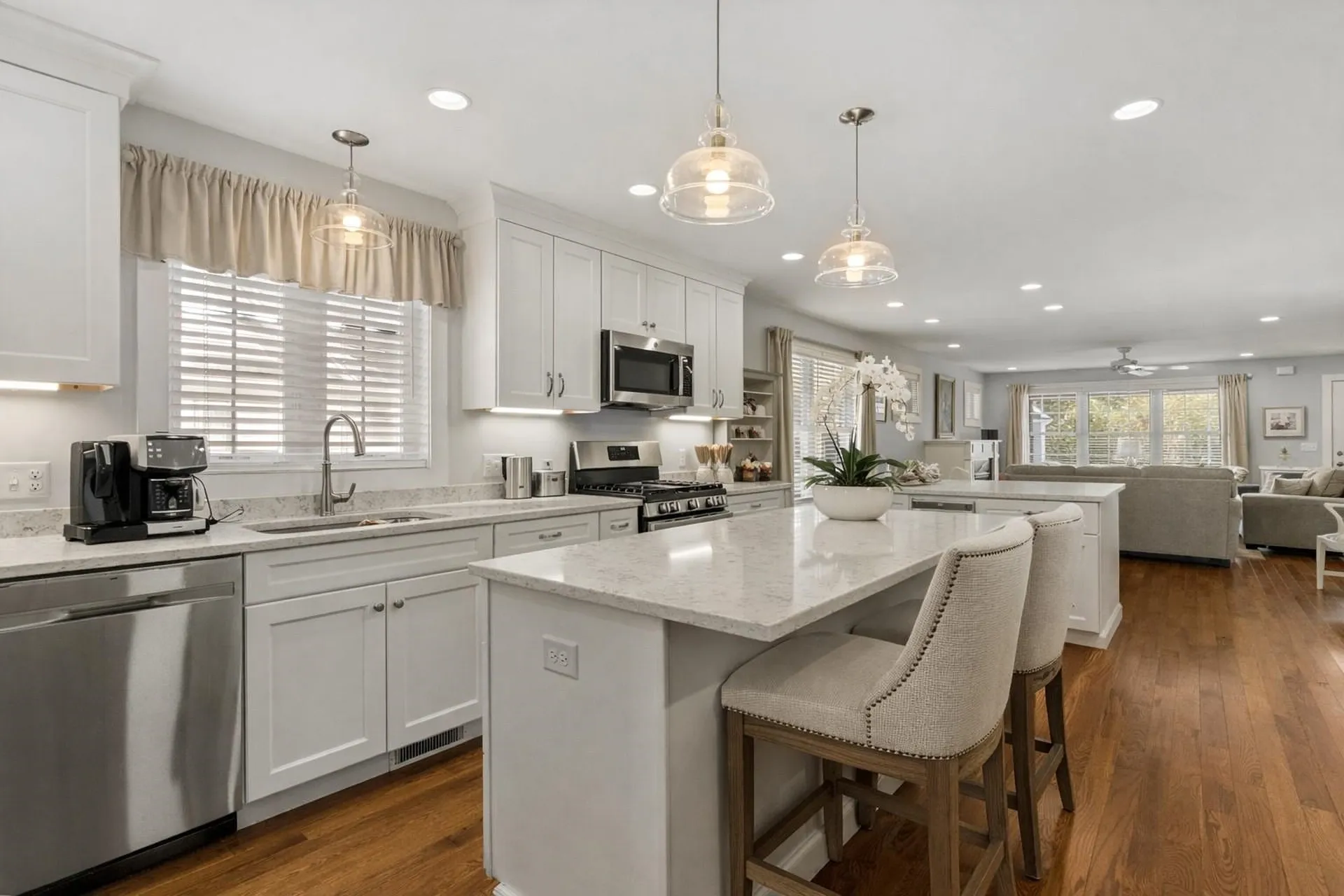 27 Mulberry Lane Epping NH 03042