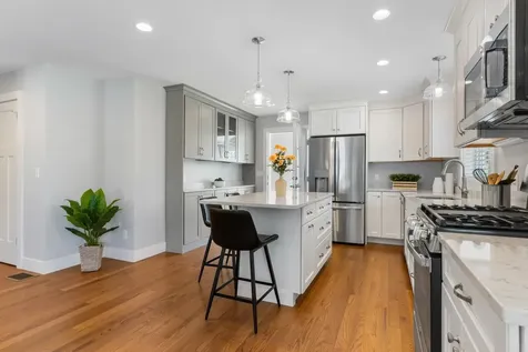 27 Mulberry Lane Epping NH 03042