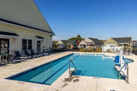 27 Mulberry Lane Epping NH 03042