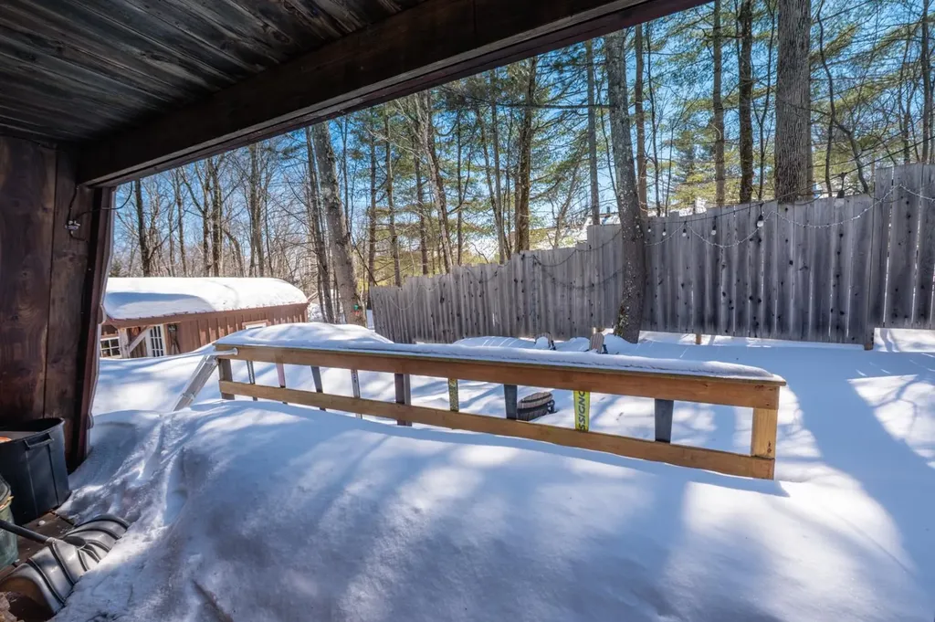 13 Yodeling Lane Dover VT 05356