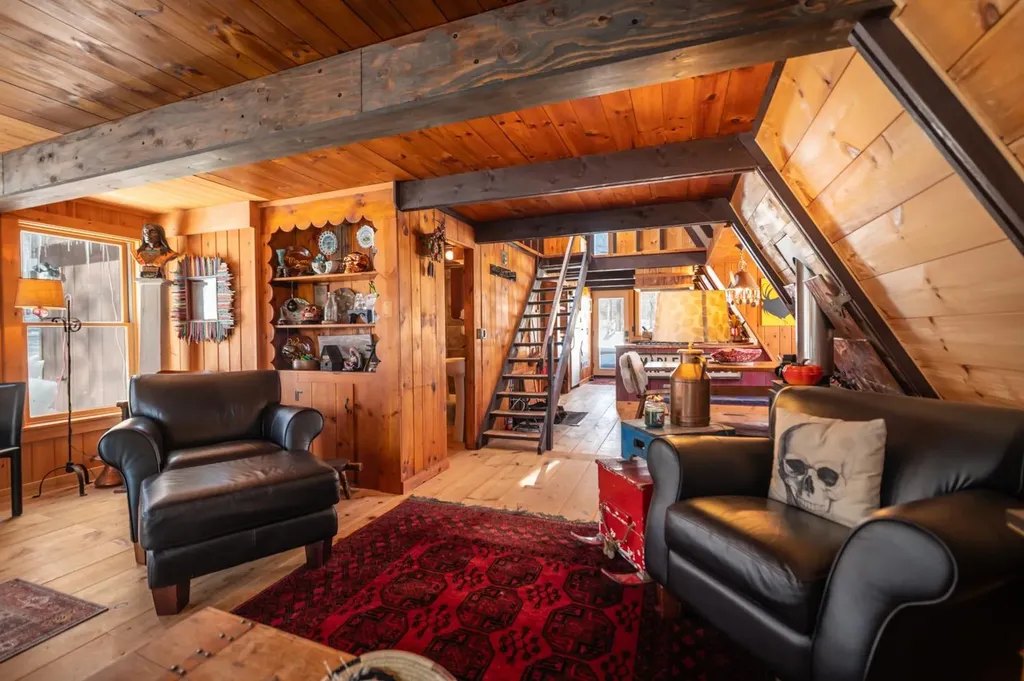 13 Yodeling Lane Dover VT 05356