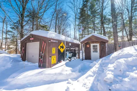 13 Yodeling Lane Dover VT 05356