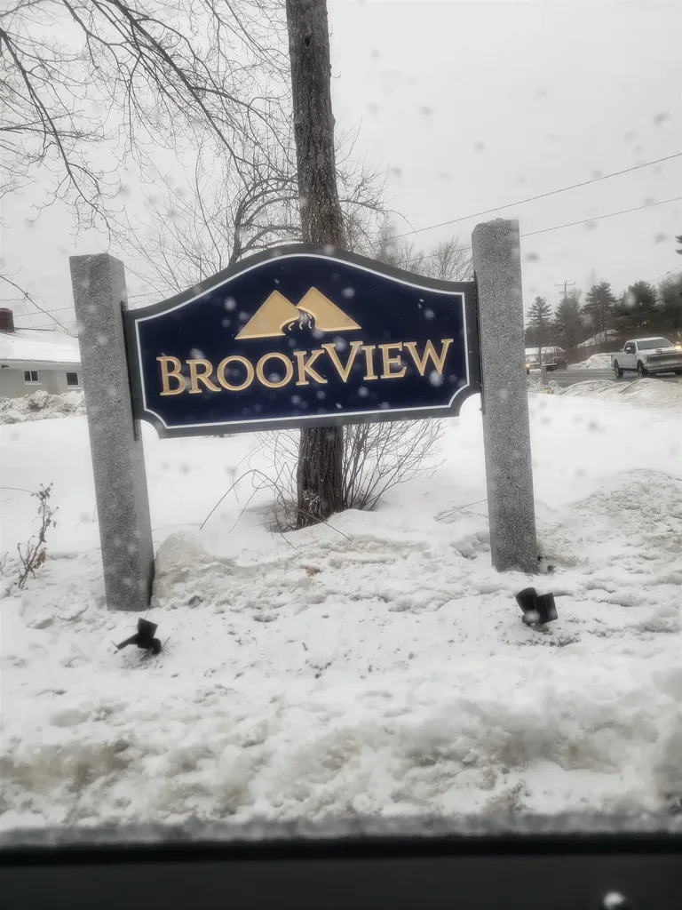 146 Brookview Drive Hooksett NH 03106