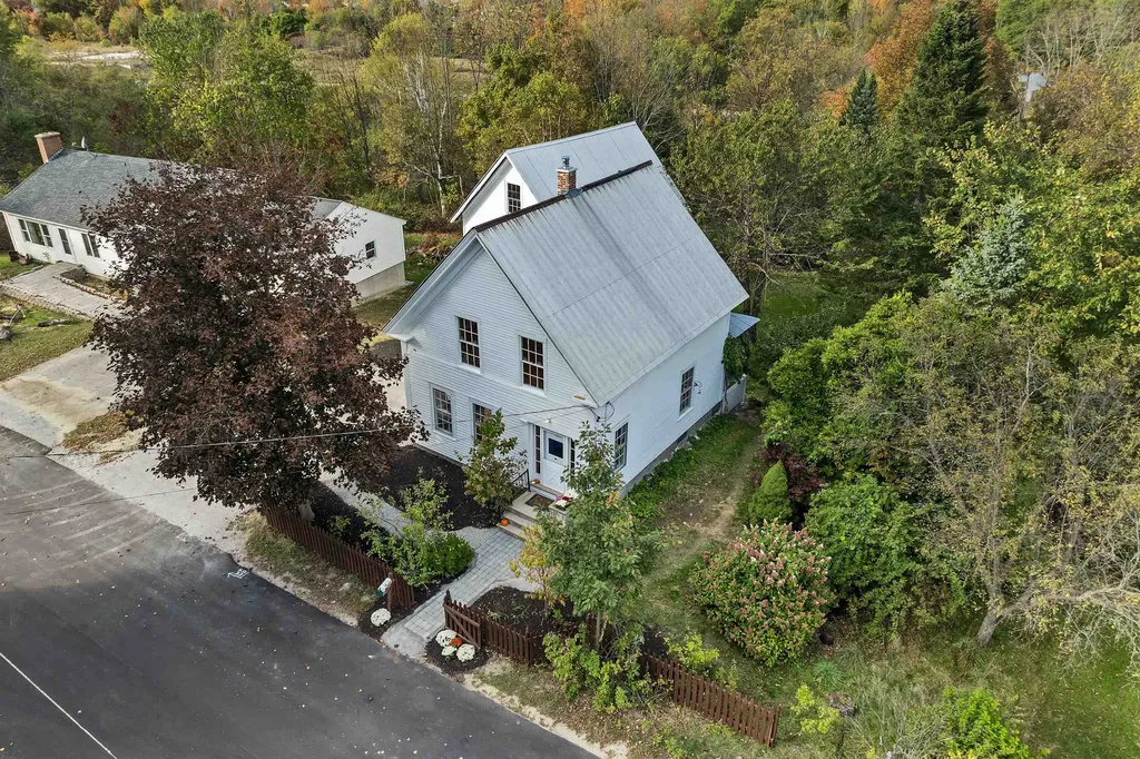 16 Greenwood Street West Paris ME 04289