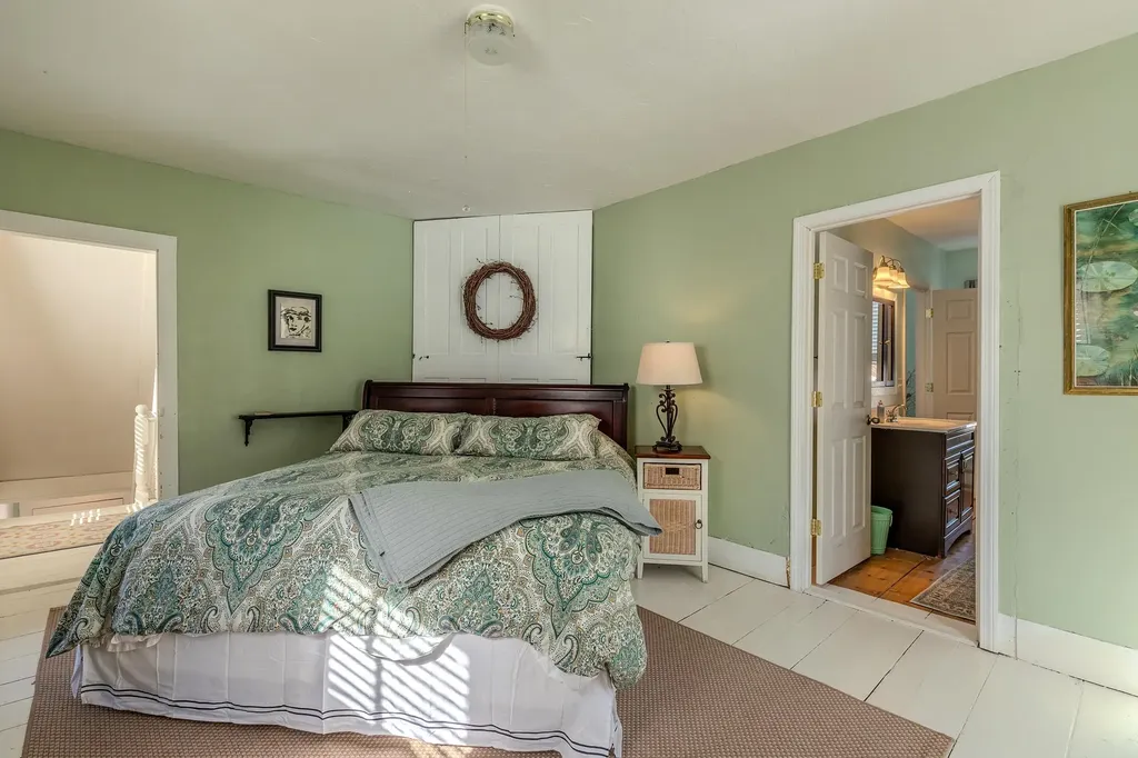 29 Pikes Falls Road Jamaica VT 05343