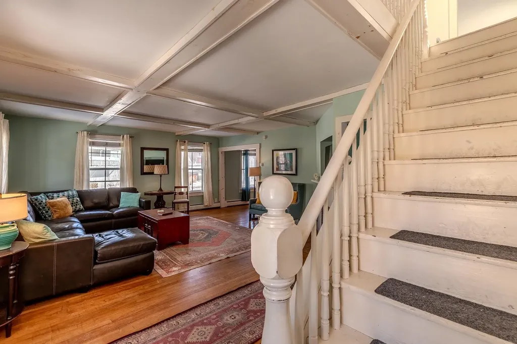 29 Pikes Falls Road Jamaica VT 05343