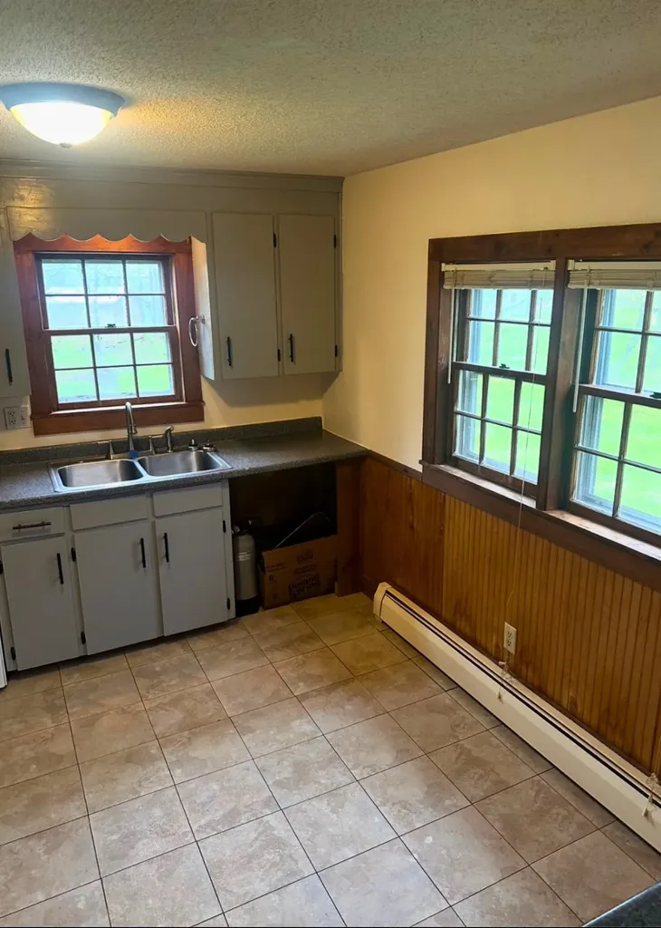 260 Charles Street Farmington NH 03835