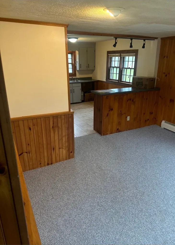 260 Charles Street Farmington NH 03835