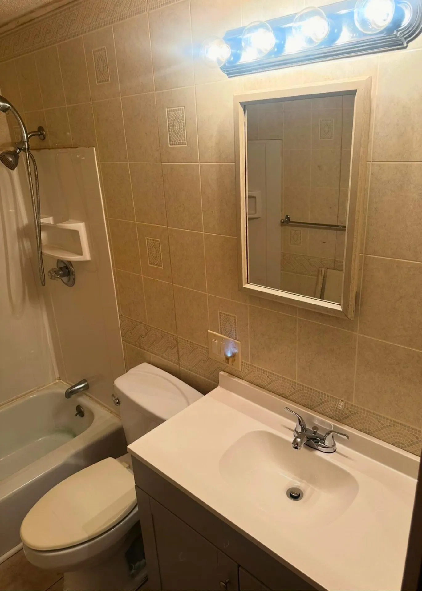 260 Charles Street Farmington NH 03835