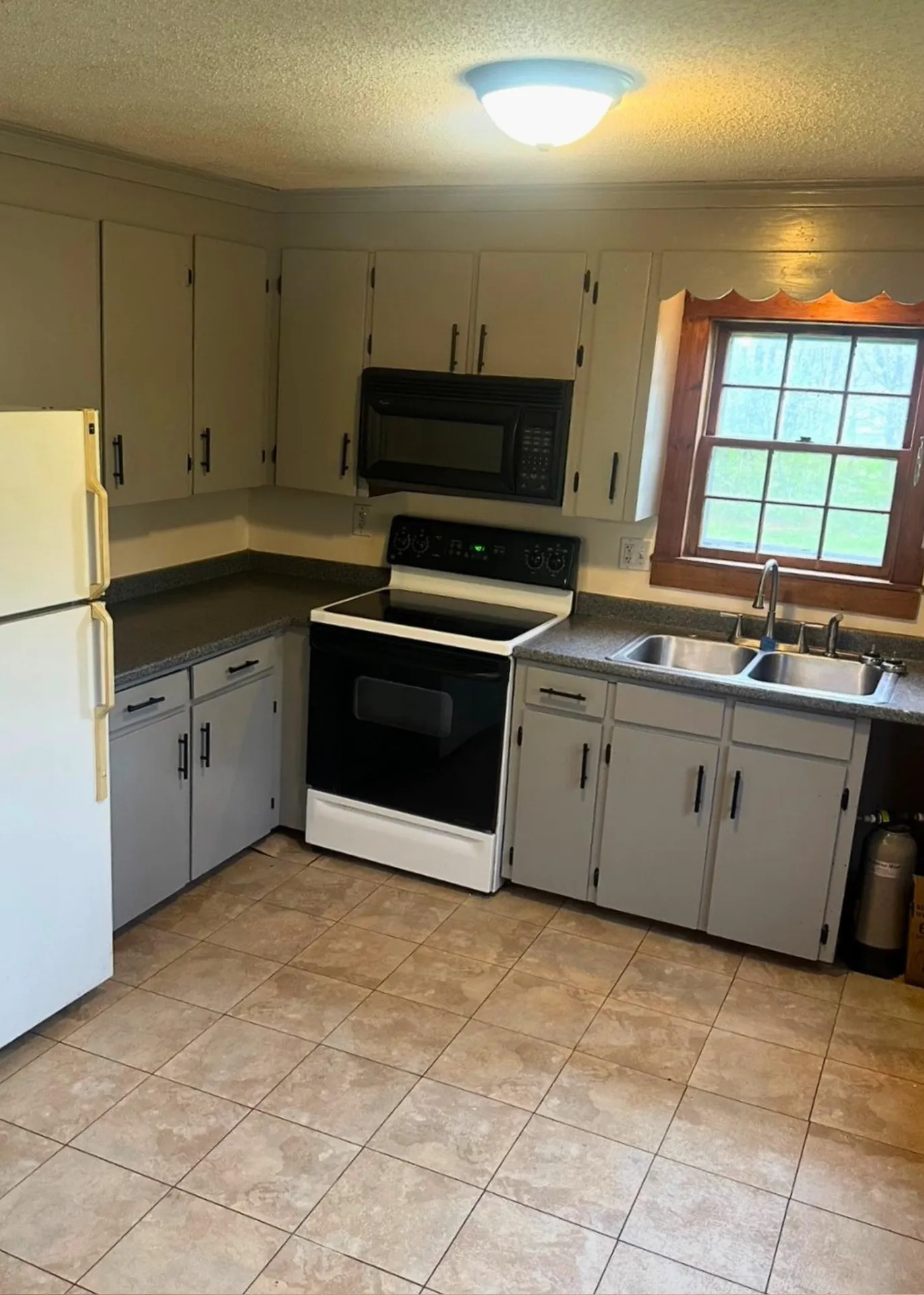 260 Charles Street Farmington NH 03835