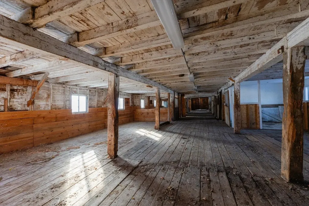 00 Middle Road Hancock NH 03449