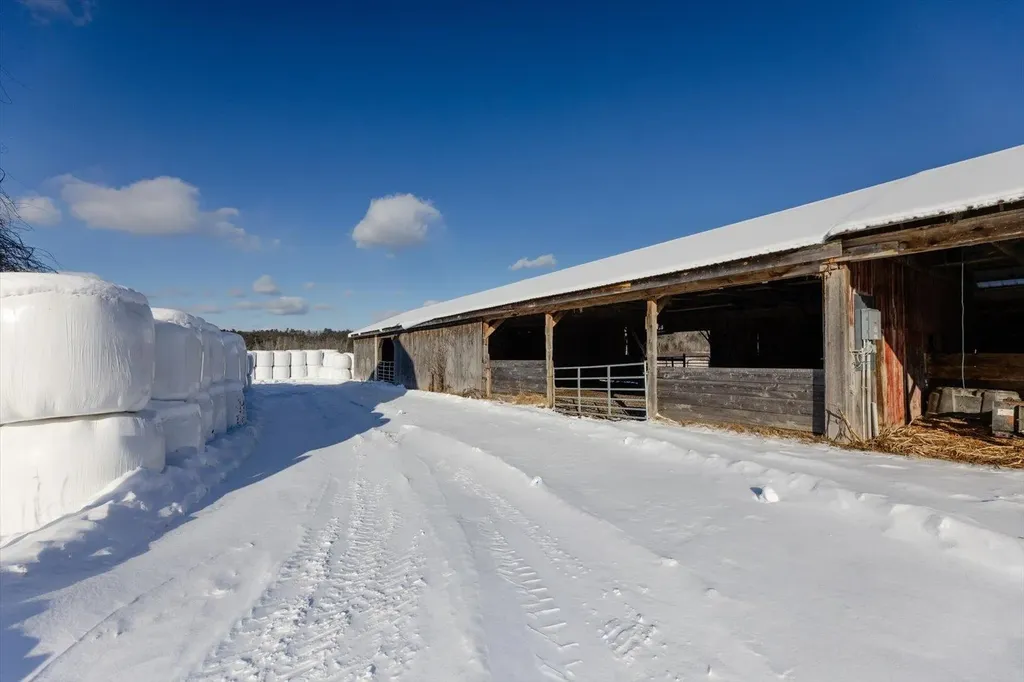 00 Middle Road Hancock NH 03449