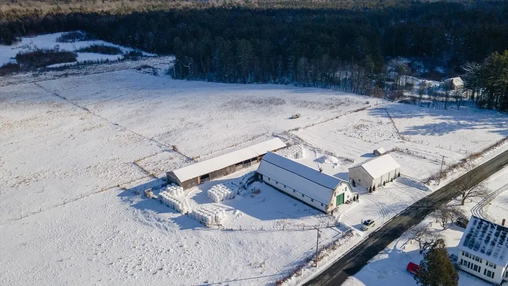 00 Middle Road Hancock NH 03449