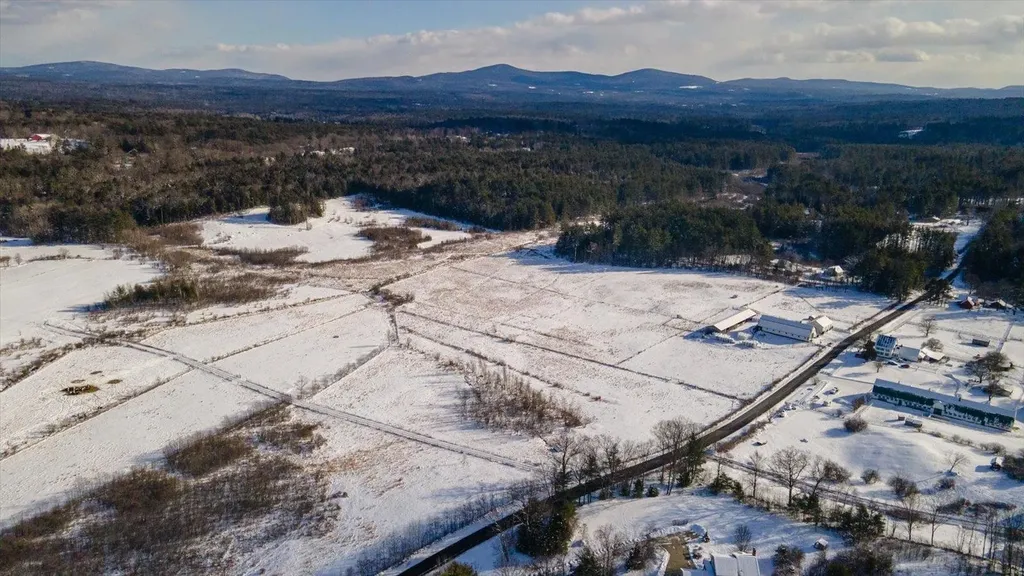 00 Middle Road Hancock NH 03449