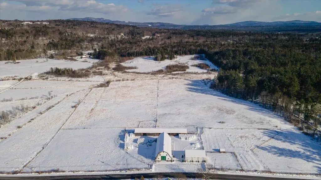 00 Middle Road Hancock NH 03449