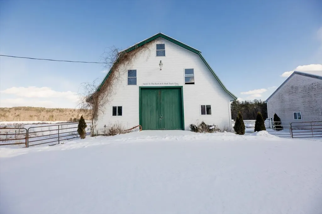 00 Middle Road Hancock NH 03449