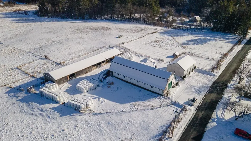 00 Middle Road Hancock NH 03449