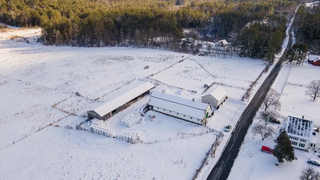 00 Middle Road Hancock NH 03449