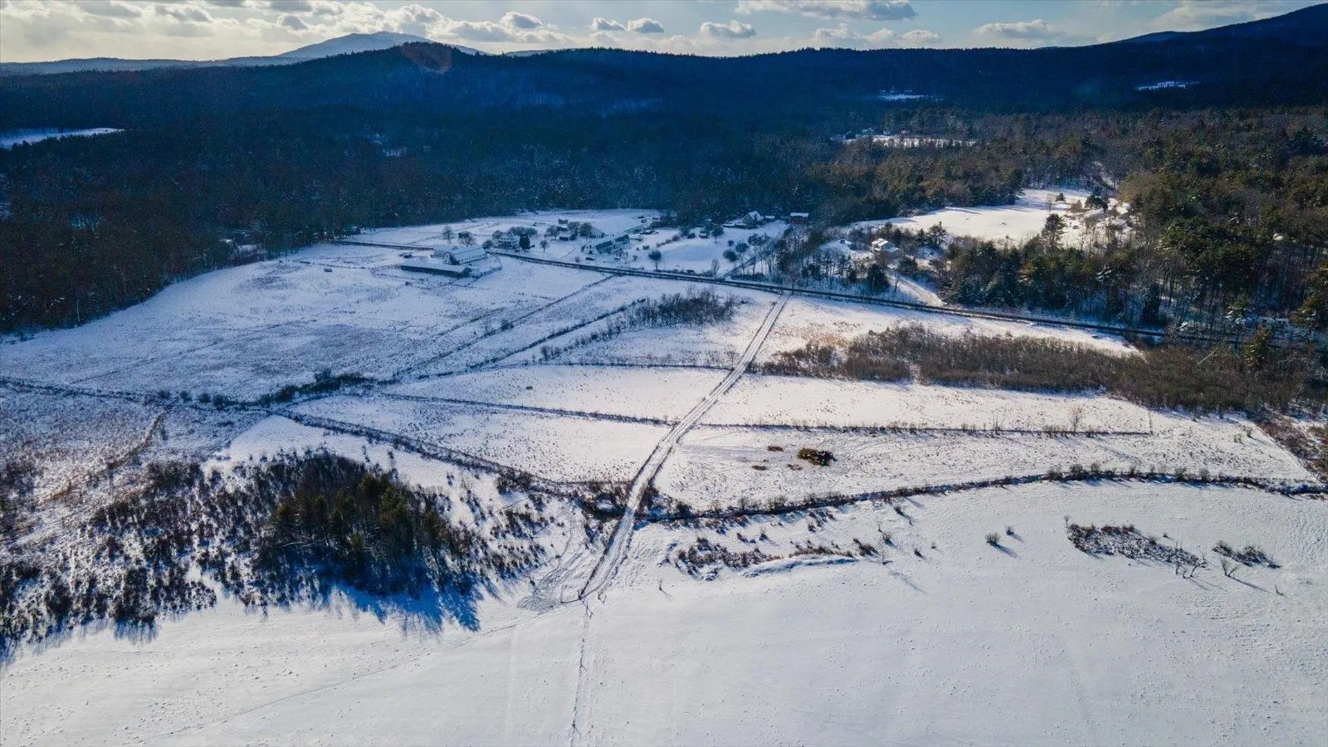 00 Middle Road Hancock NH 03449