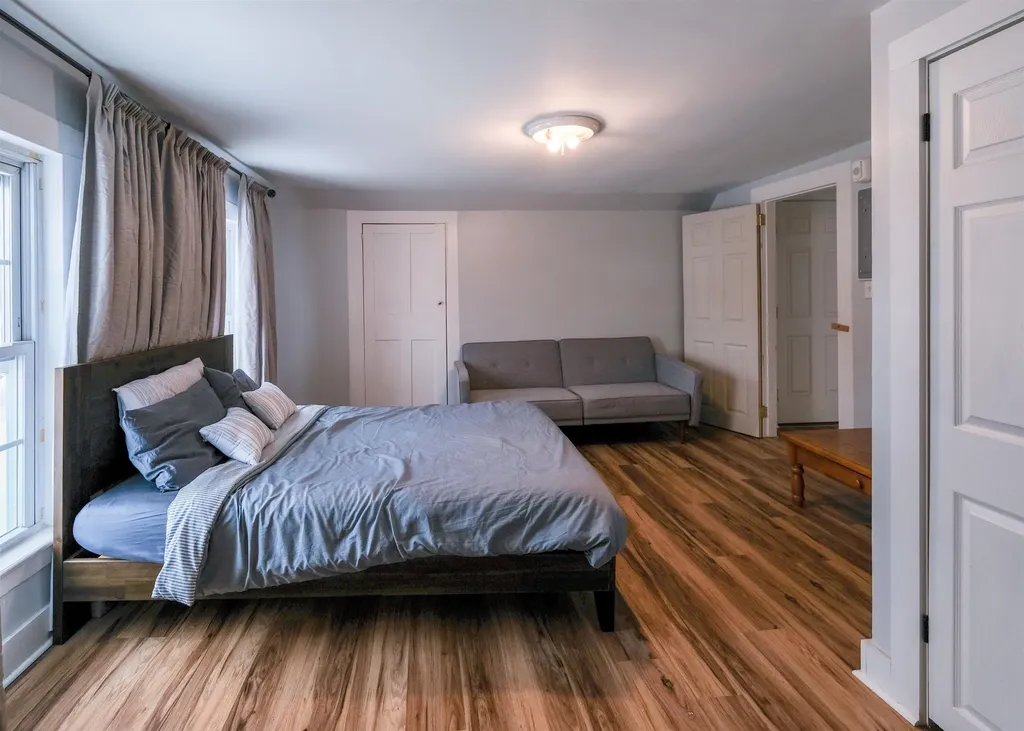 11 Pleasant Street Ludlow VT 05149