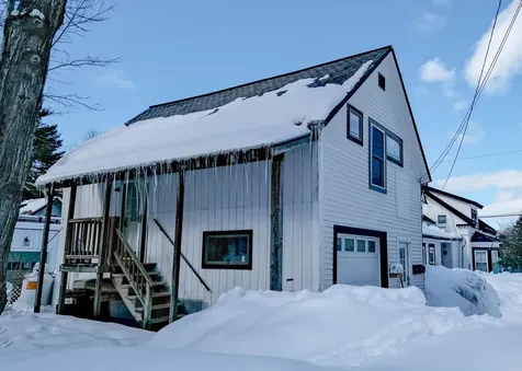 11 Pleasant Street Ludlow VT 05149