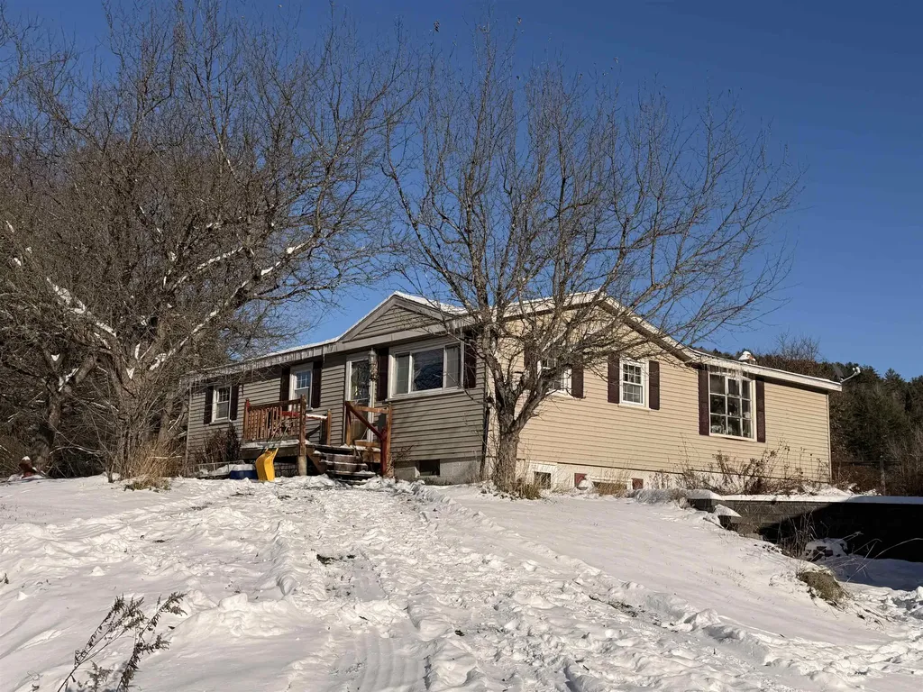 846 New Boston Road St. Johnsbury VT 05819