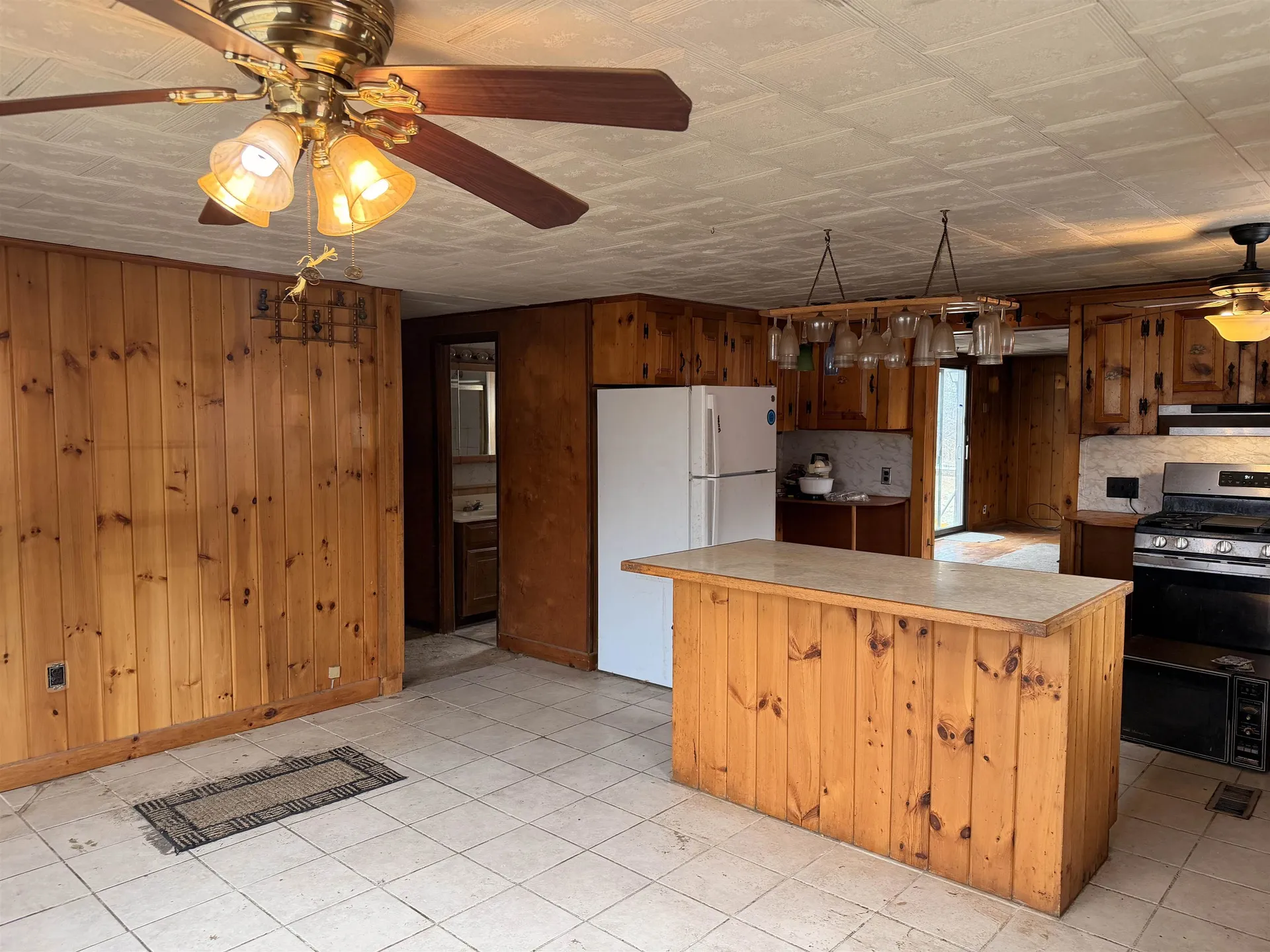 846 New Boston Road St. Johnsbury VT 05819