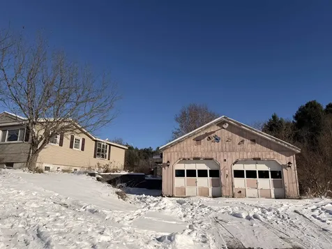 846 New Boston Road St. Johnsbury VT 05819
