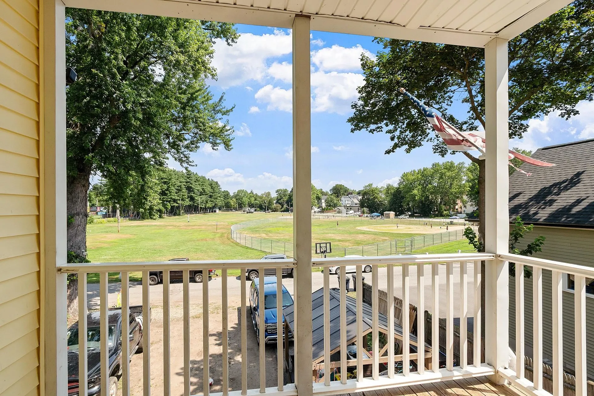 14 Artillery Lane Nashua NH 03064