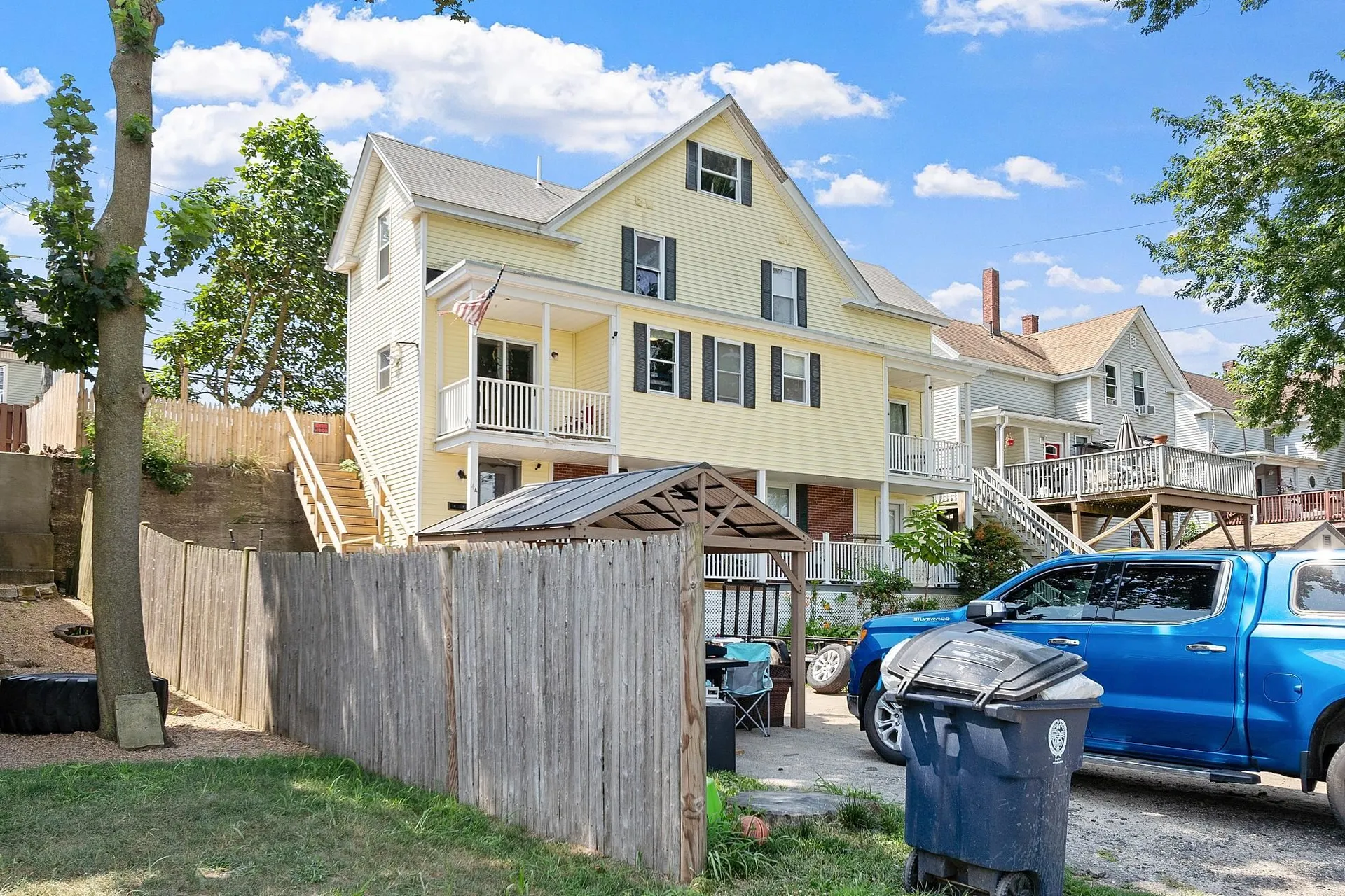 14 Artillery Lane Nashua NH 03064