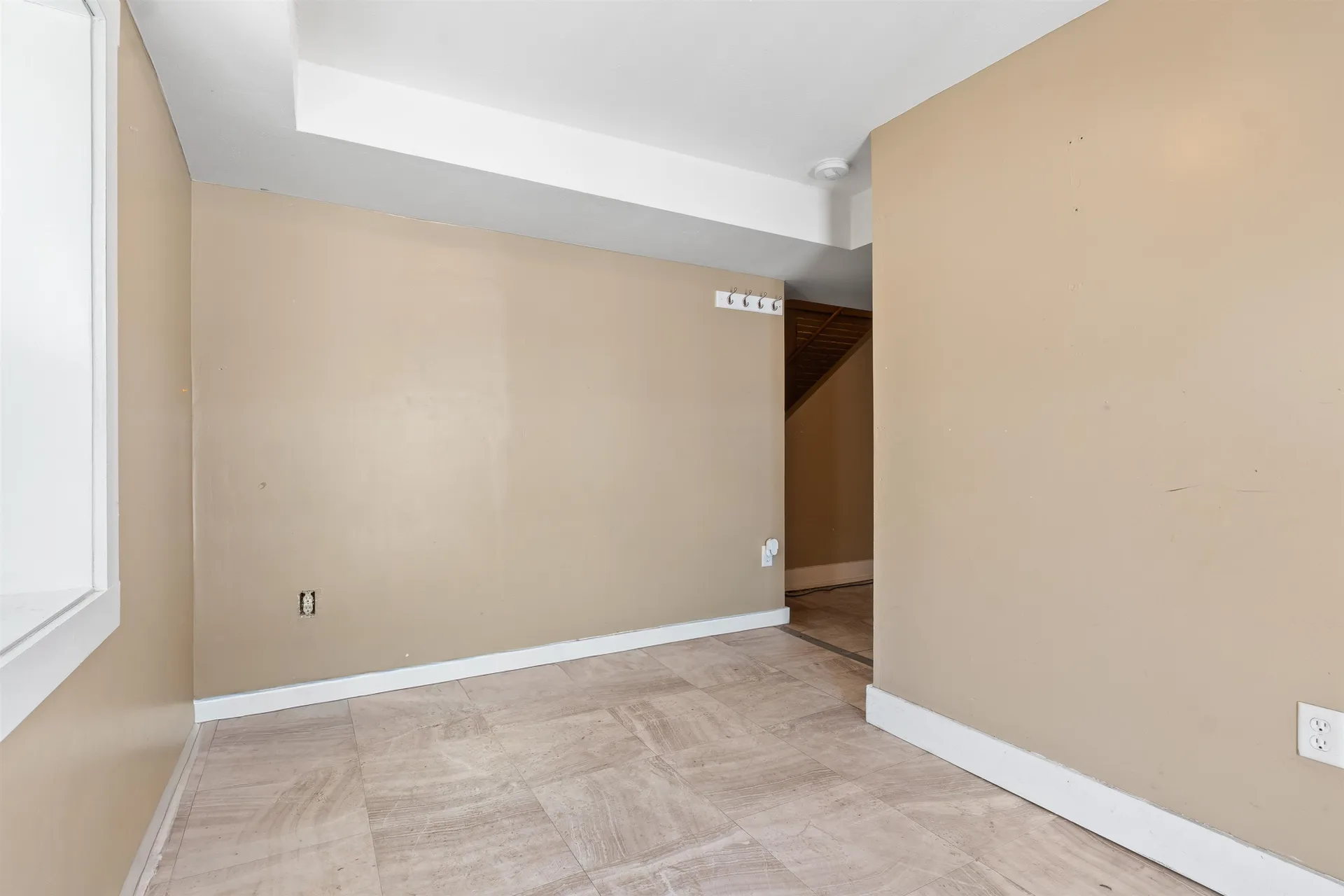 14 Artillery Lane Nashua NH 03064