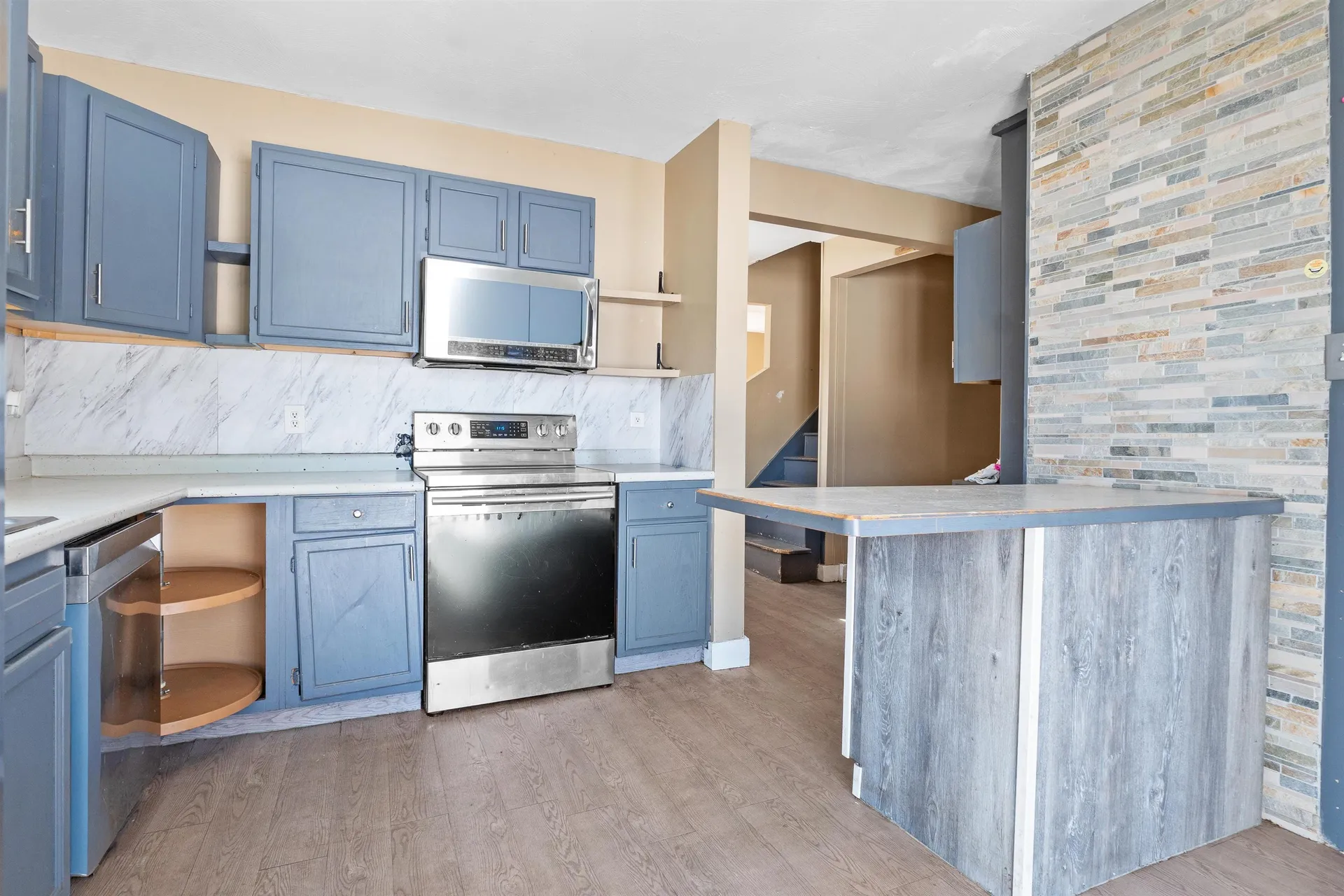 14 Artillery Lane Nashua NH 03064