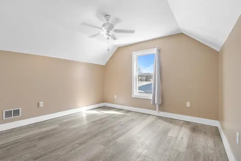 14 Artillery Lane Nashua NH 03064