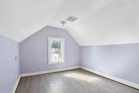 14 Artillery Lane Nashua NH 03064