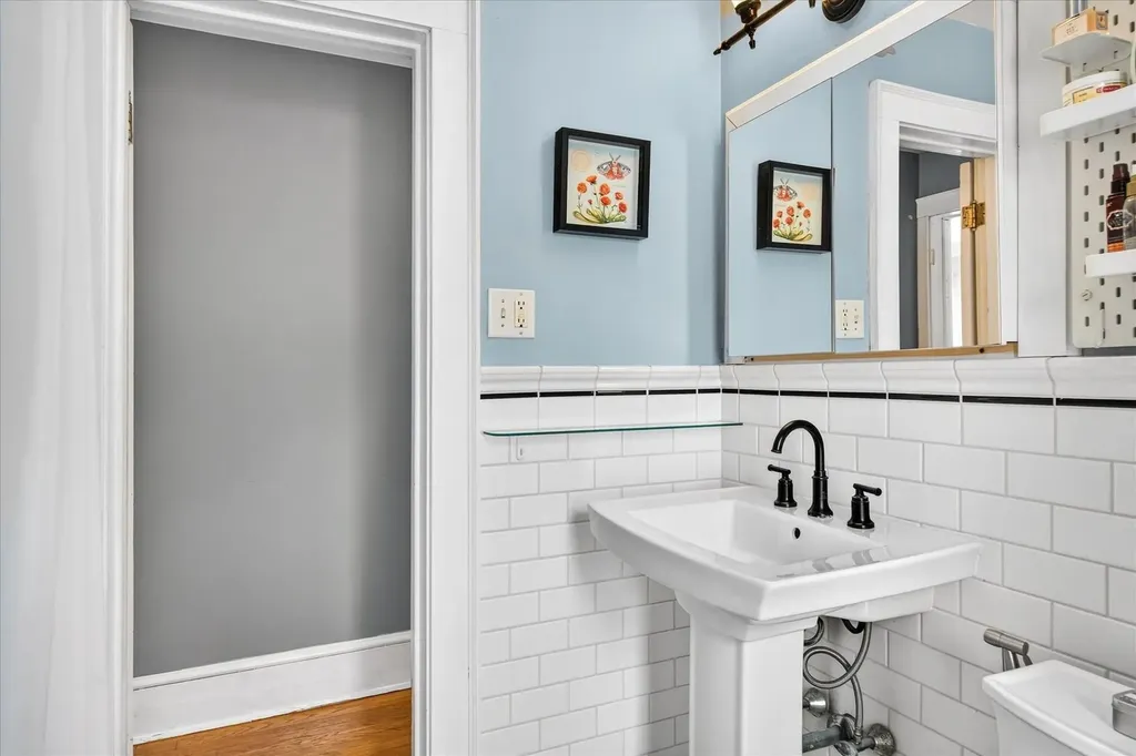 25 Seabury Street Rutland City VT 05701