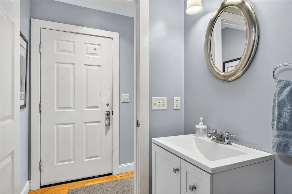 25 Seabury Street Rutland City VT 05701