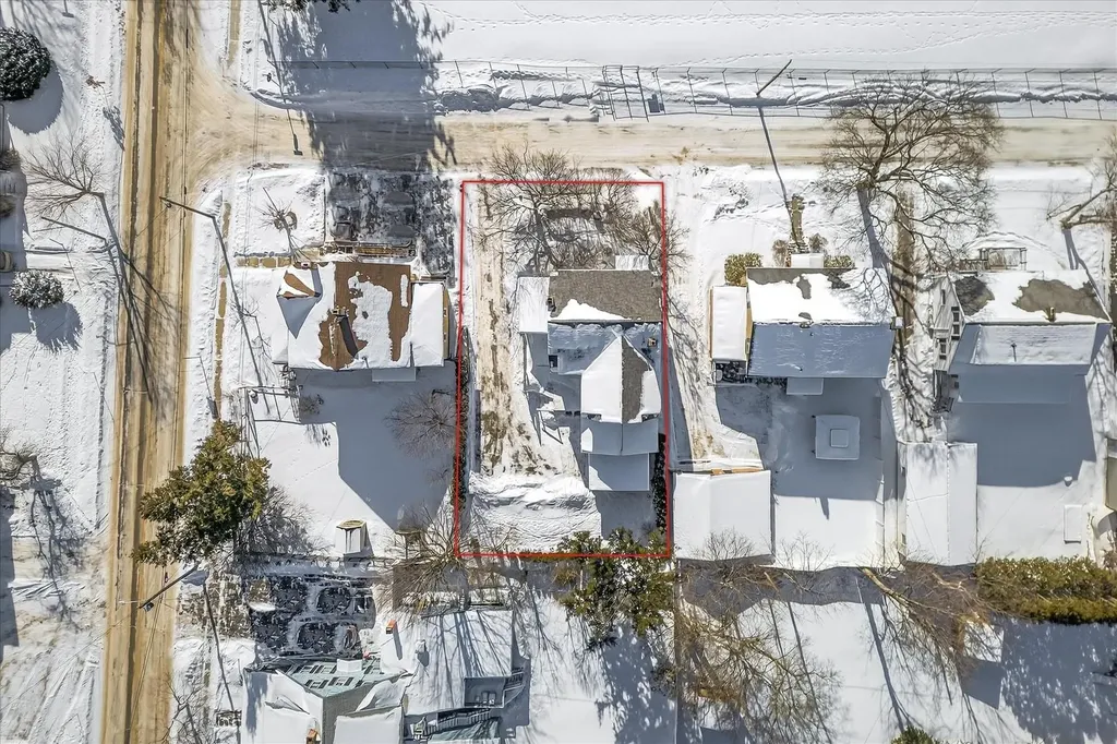 25 Seabury Street Rutland City VT 05701