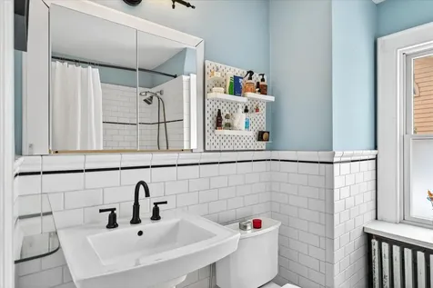 25 Seabury Street Rutland City VT 05701