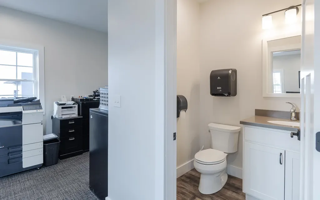 6 Ames Plaza Lane Walpole NH 03608