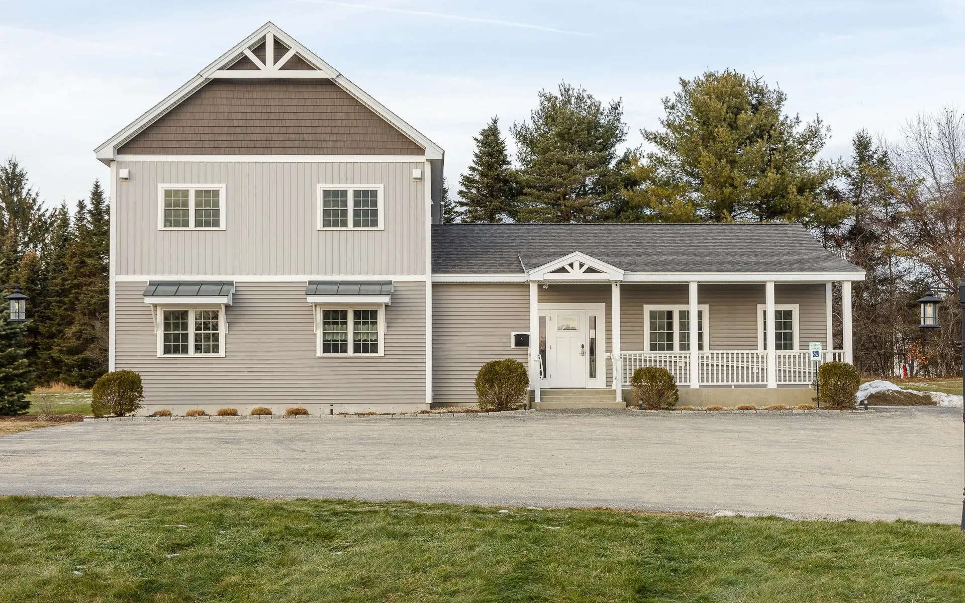 Walpole NH, 6 Ames Plaza Lane