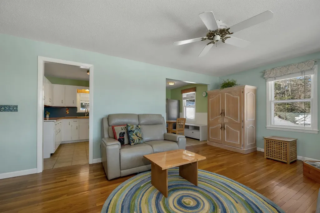 23 Pappas Road Claremont NH 03743