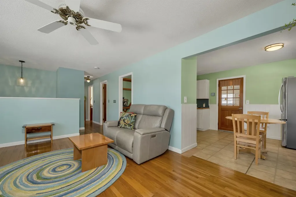 23 Pappas Road Claremont NH 03743