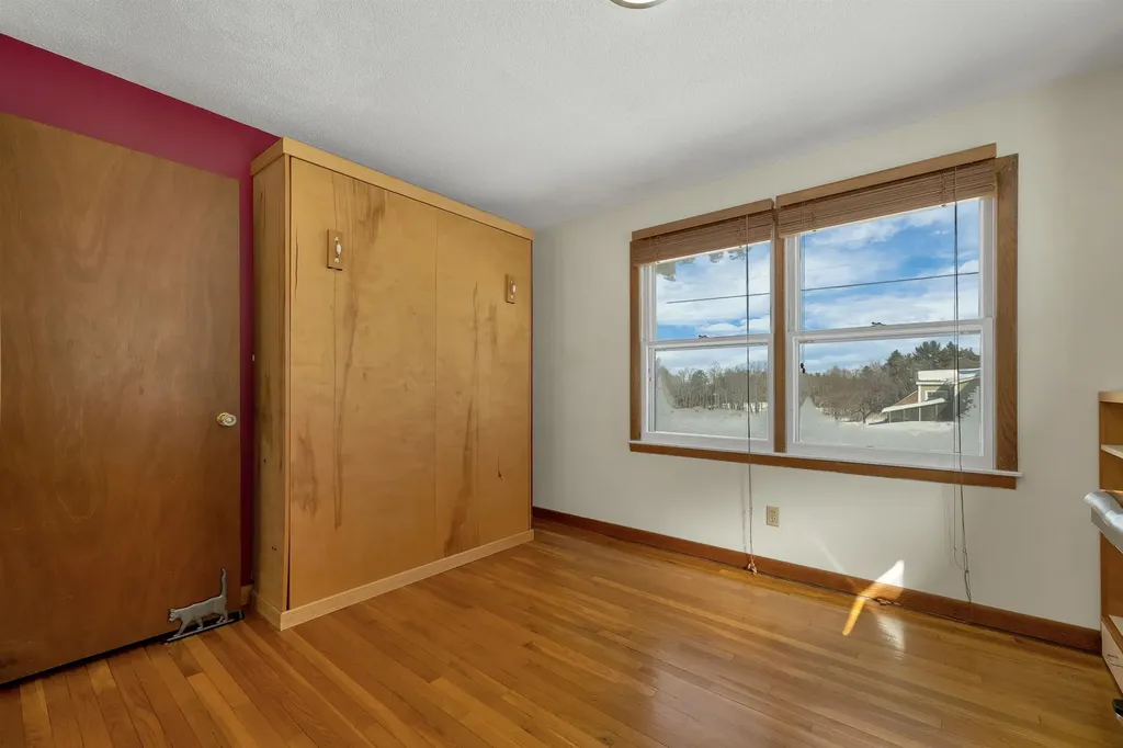 23 Pappas Road Claremont NH 03743