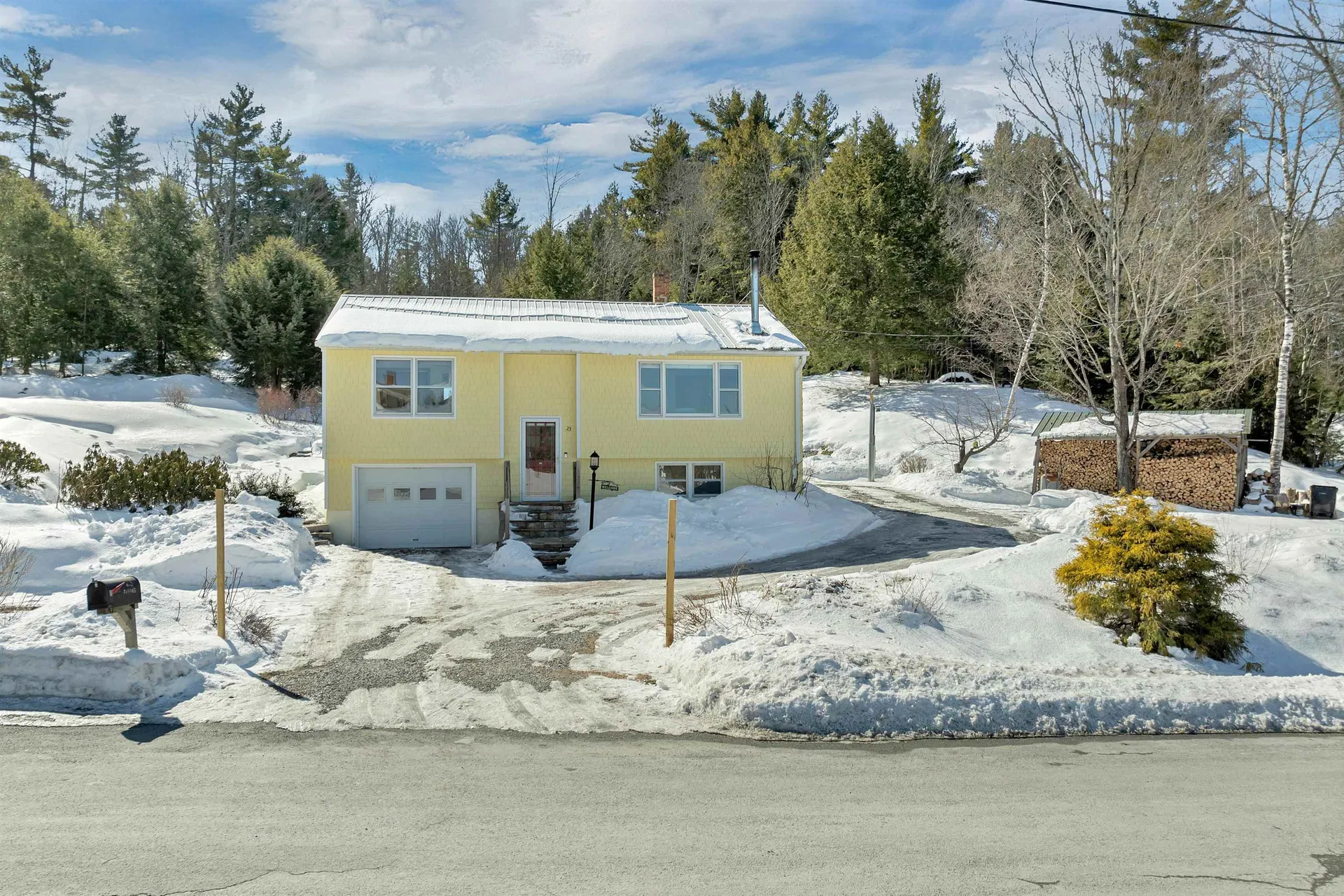 23 Pappas Road Claremont NH 03743